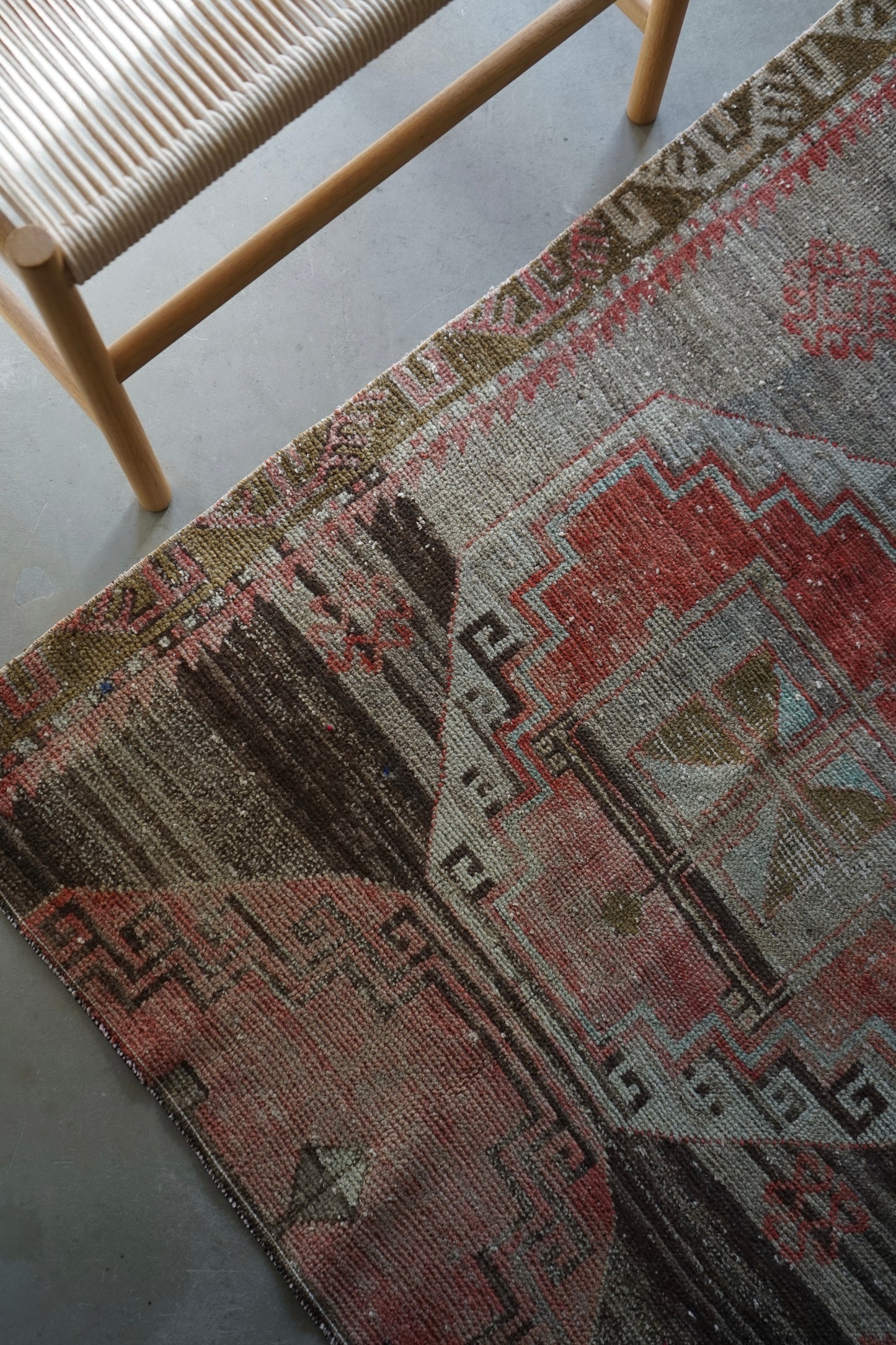 TURKEY VINTAGE SMALL RUG ANATORIA 114 × 94 cm No.TR25186