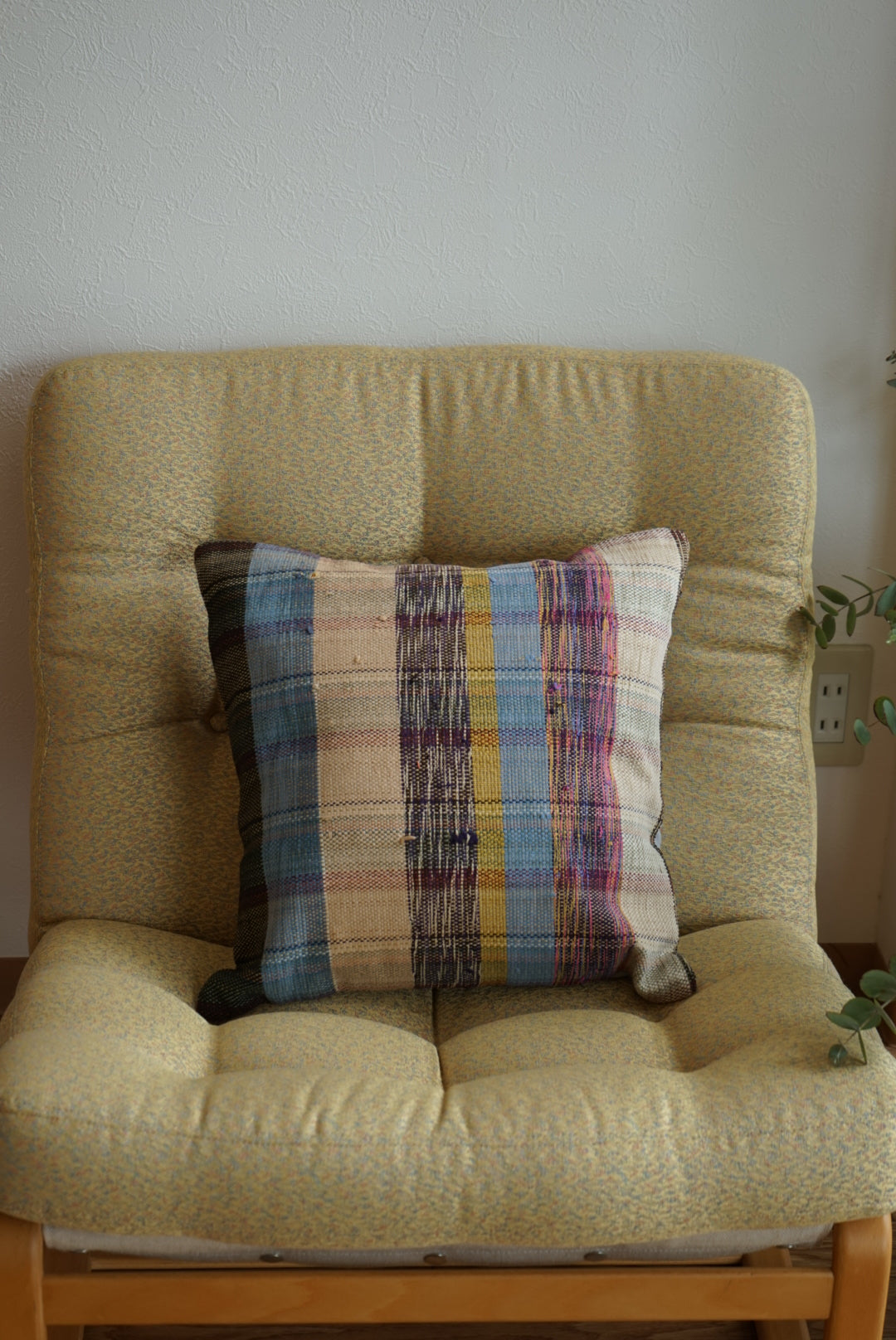 Türkiye Old Kilim Cushion Cover Mix Color 40 × 40 cm No.TR25439
