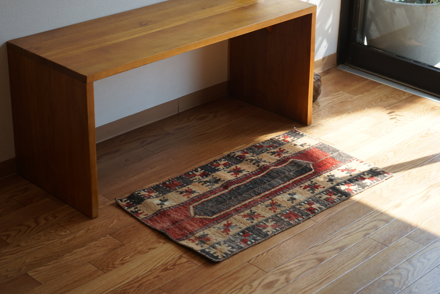 Türkiye Vintage Patchwork Black , Red , Yellow 1980年代 81 × 46 cm No.TR25405