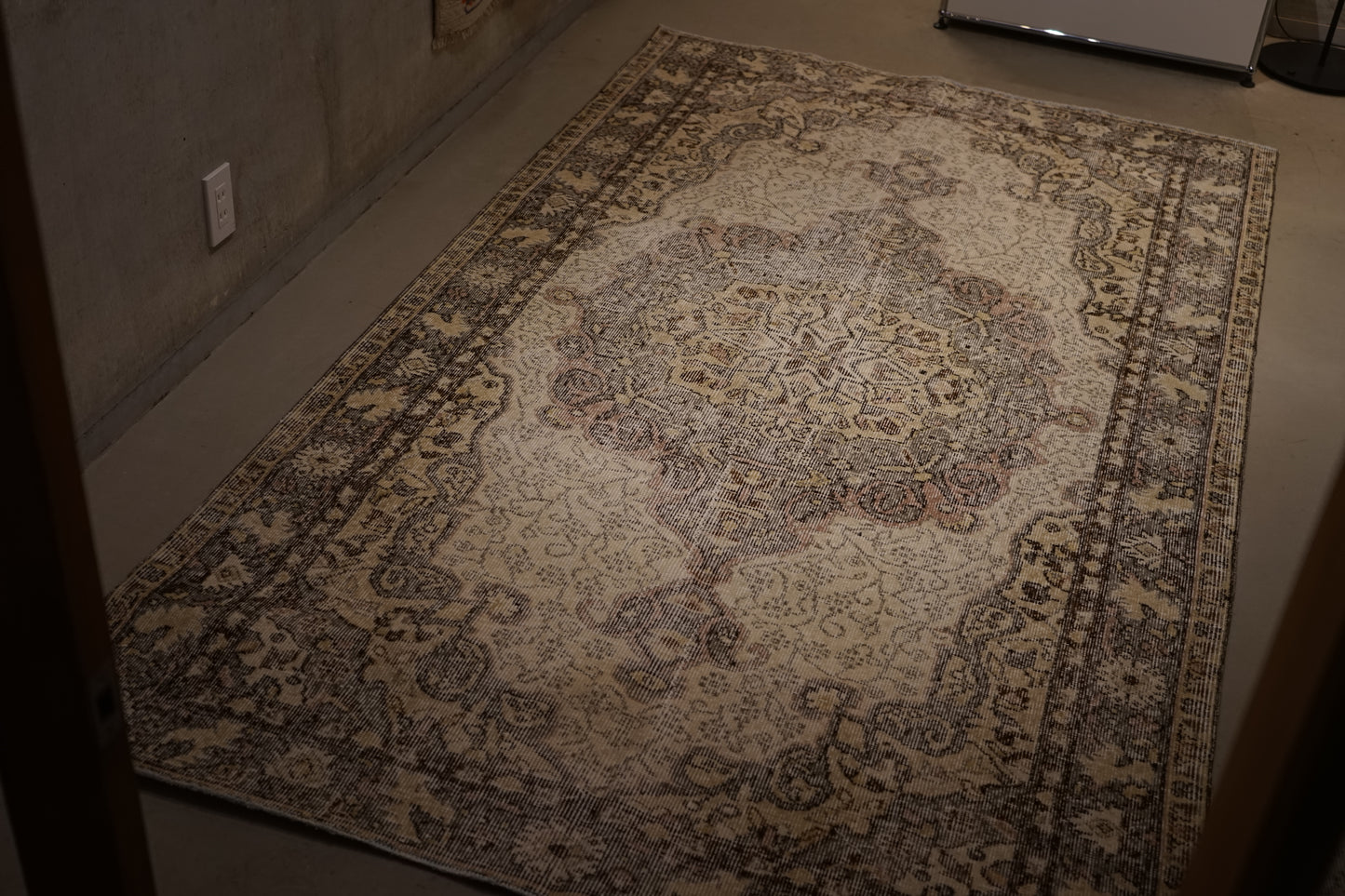 TURKEY OLD ISPARTA MOSS GREY 1970年代 251 × 146 cm No.TR25214