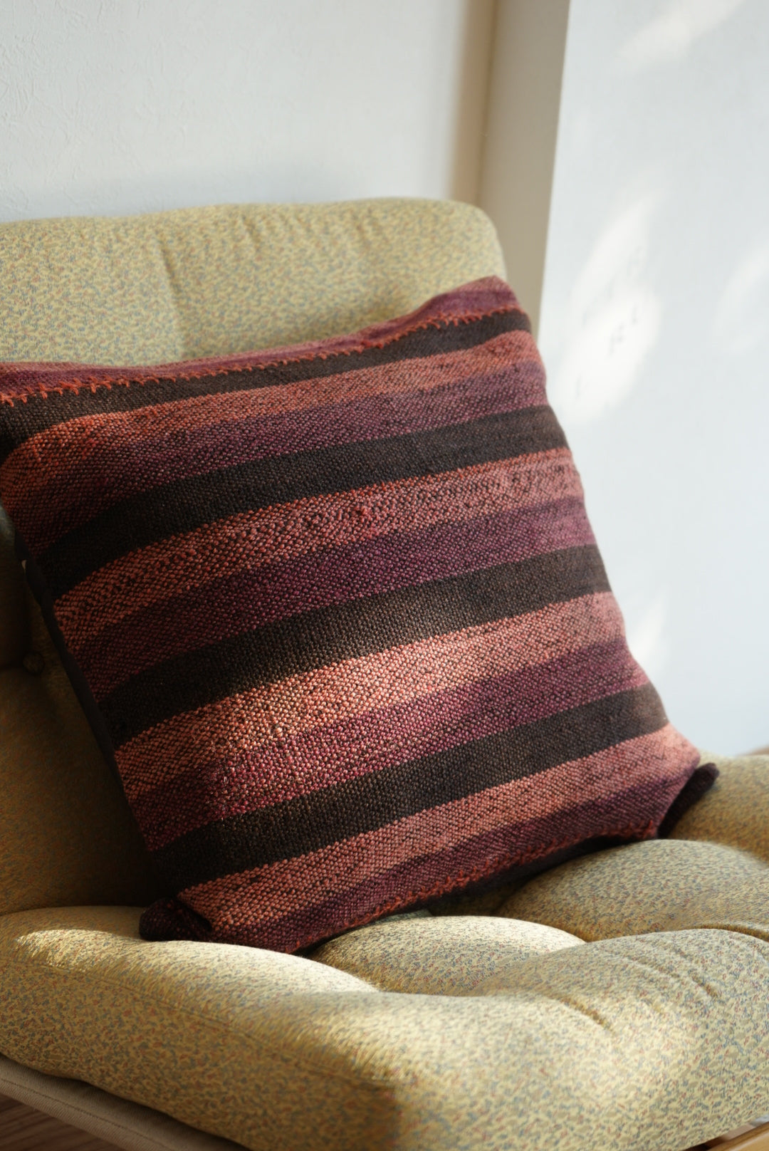 Türkiye Old Kilim Cushion Cover Purple , Pink , Black Stripe Design 51 × 49 cm No.TR25559 / 送料無料・羊毛手織りキリム
