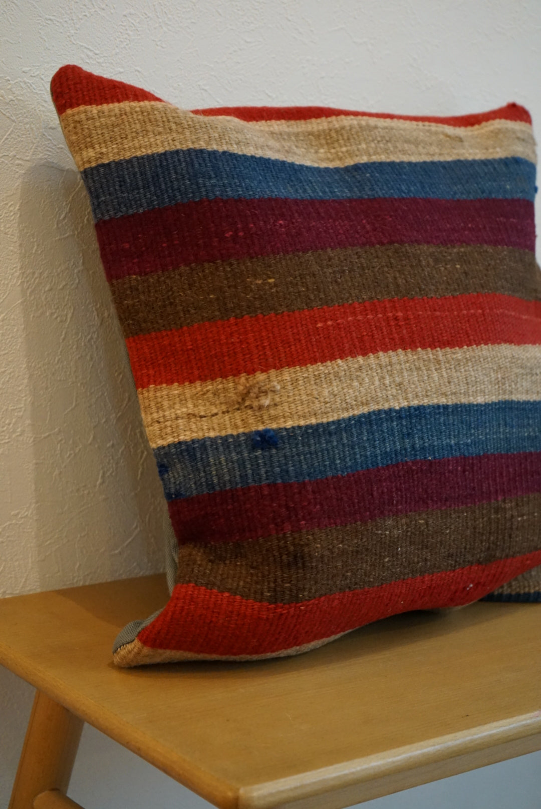 Türkiye Old Kilim Cushion Cover Mix Color Stripe Design 44 × 45 cm No.TR25566 / 送料無料・羊毛手織りキリム
