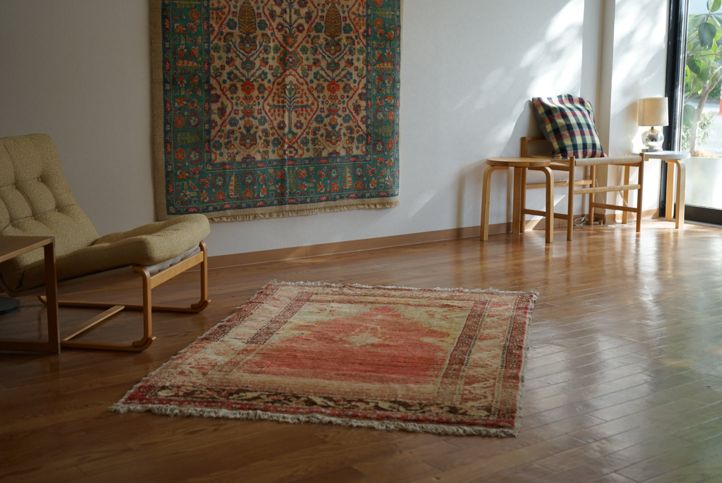 Tribal rug Türkiye Old Kayseri Prayer 1980年代 165 × 112 cm No.TR25535 / 国内送料無料・羊毛手織り絨毯