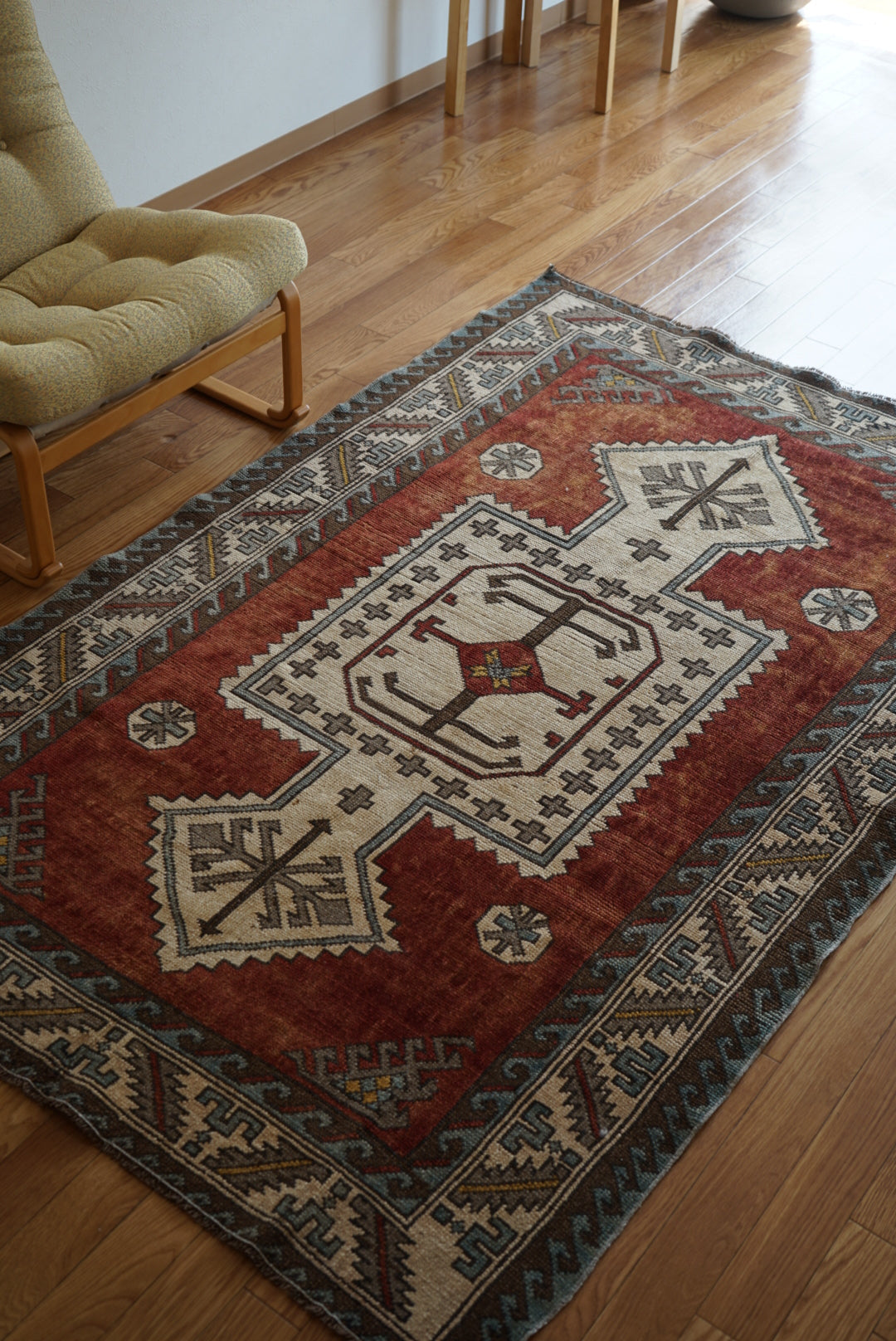 Türkiye Old Eastern Anatolia Orange Medallion 1960年代 194 × 121 cm No.TR25400