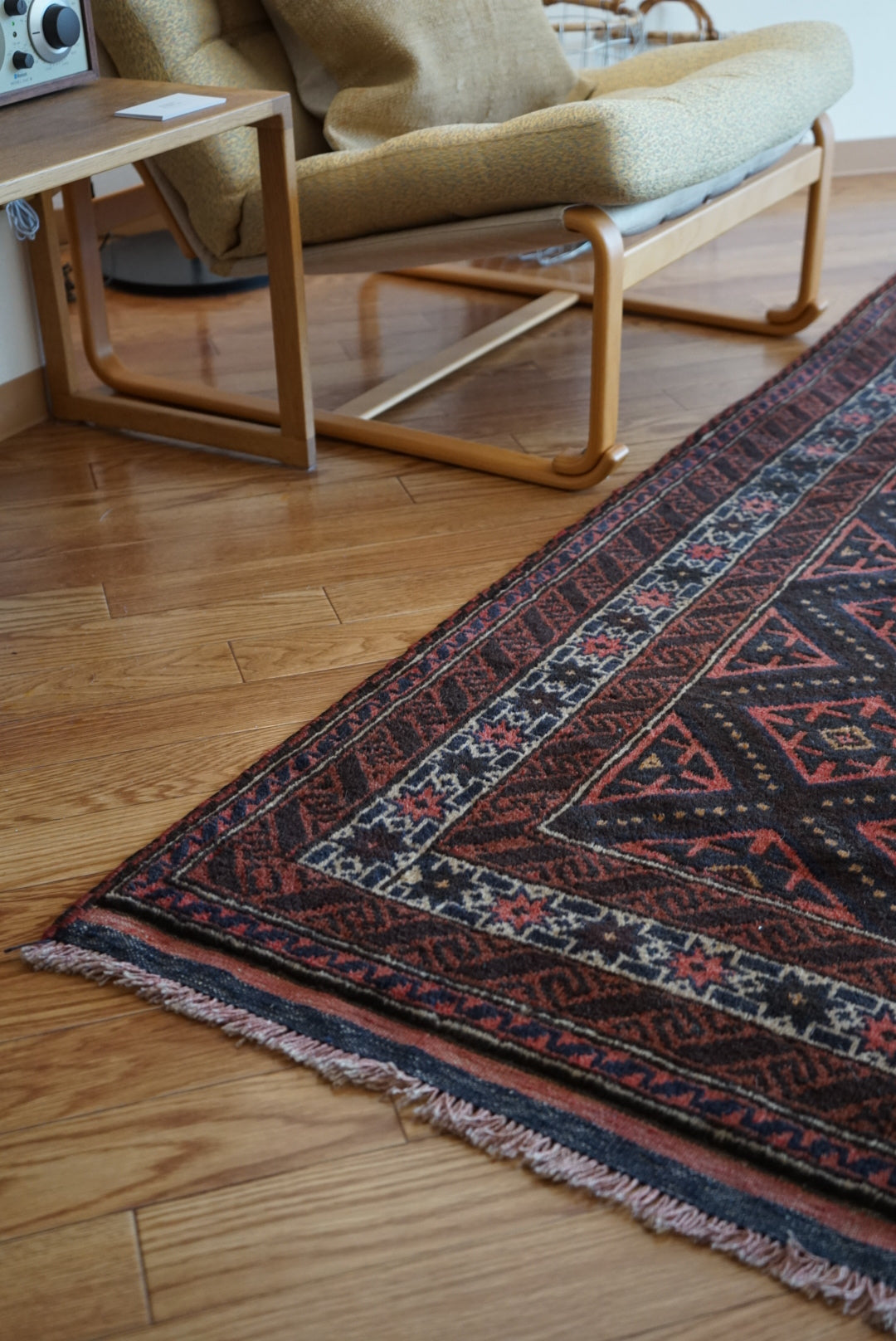 Afghanistan Old Baluch Taimani 1980年代 193 × 123 cm  No.AF2543 / 国内送料無料・羊毛手織り絨毯