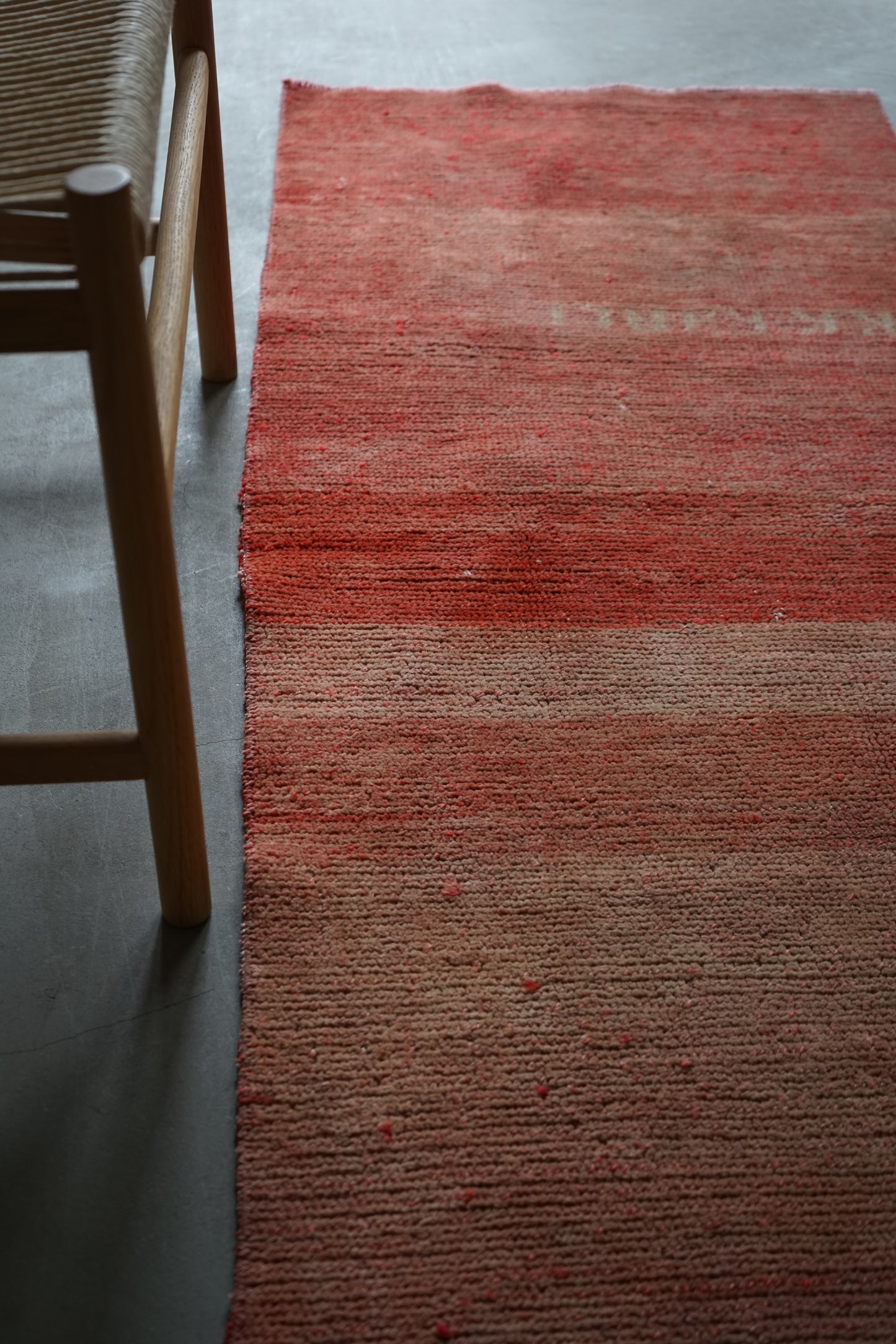 TURKEY OLD OUSHAK SALMON PINK RUNNER 1970年代 148 × 60 cm No.TR25204