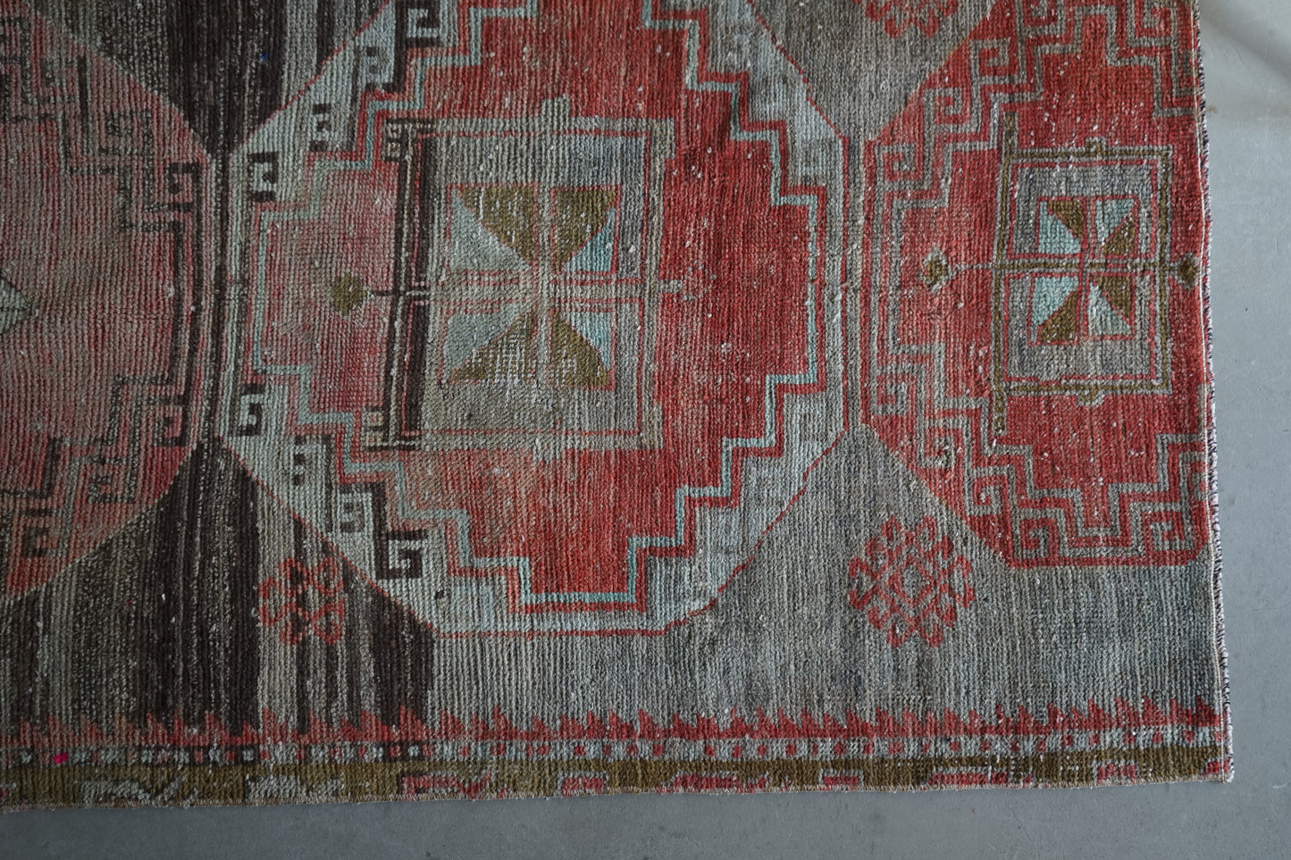 TURKEY VINTAGE SMALL RUG ANATORIA 114 × 94 cm No.TR25186