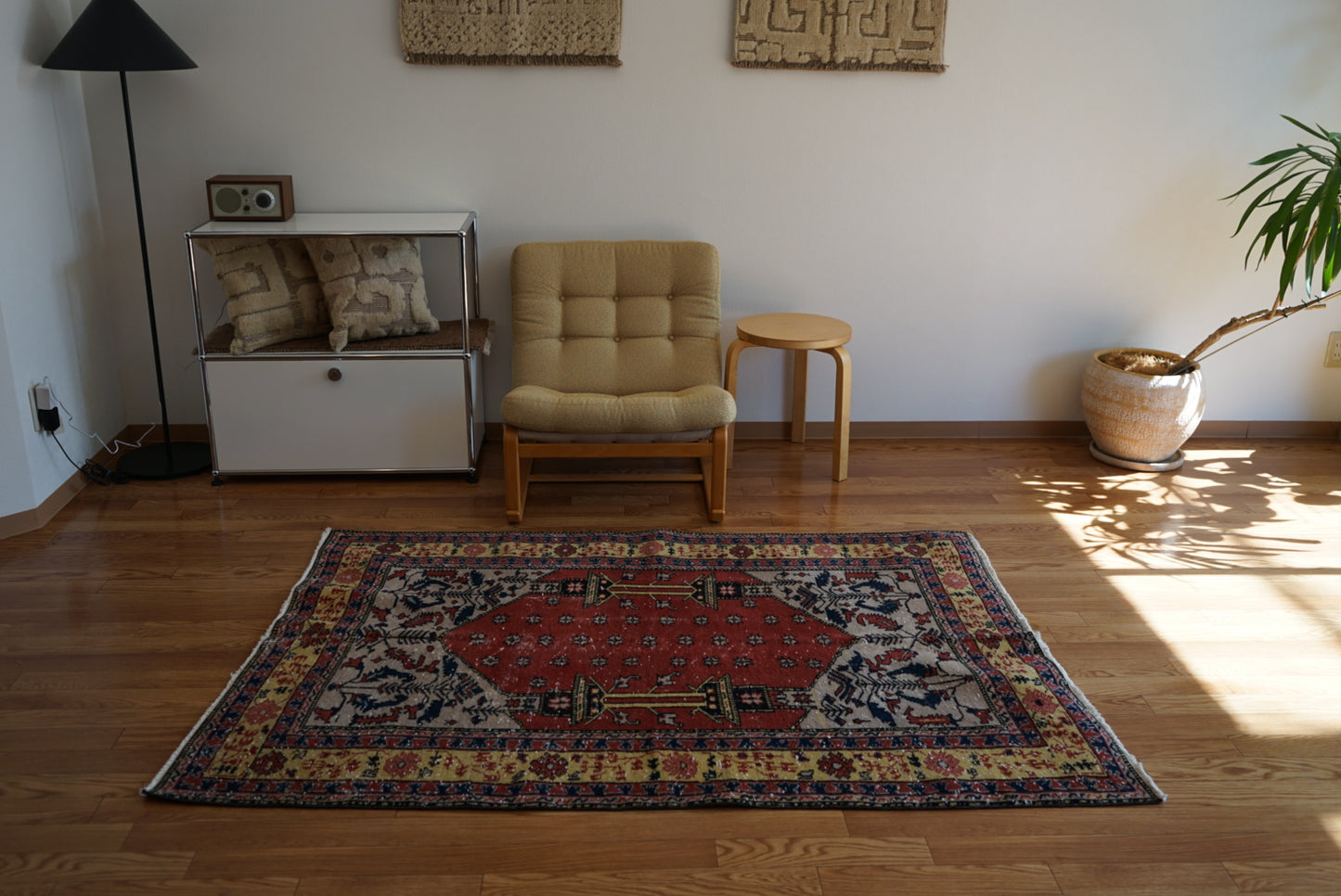 Türkiye Old Isparta Prayer Rug 1950-1960年代 173 × 122 cm No.TR25174