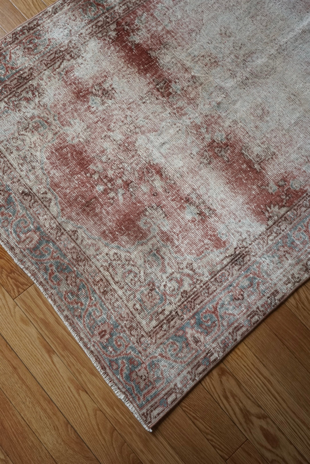 Türkiye Old Isparta Red , Clay blue , Medallion 1960年代 186 × 108 cm No.TR25456