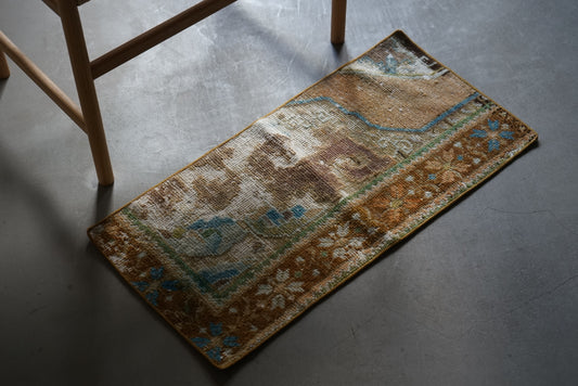TURKEY VINTAGE SMALL RUG 77 × 38.5 cm No.TR25159