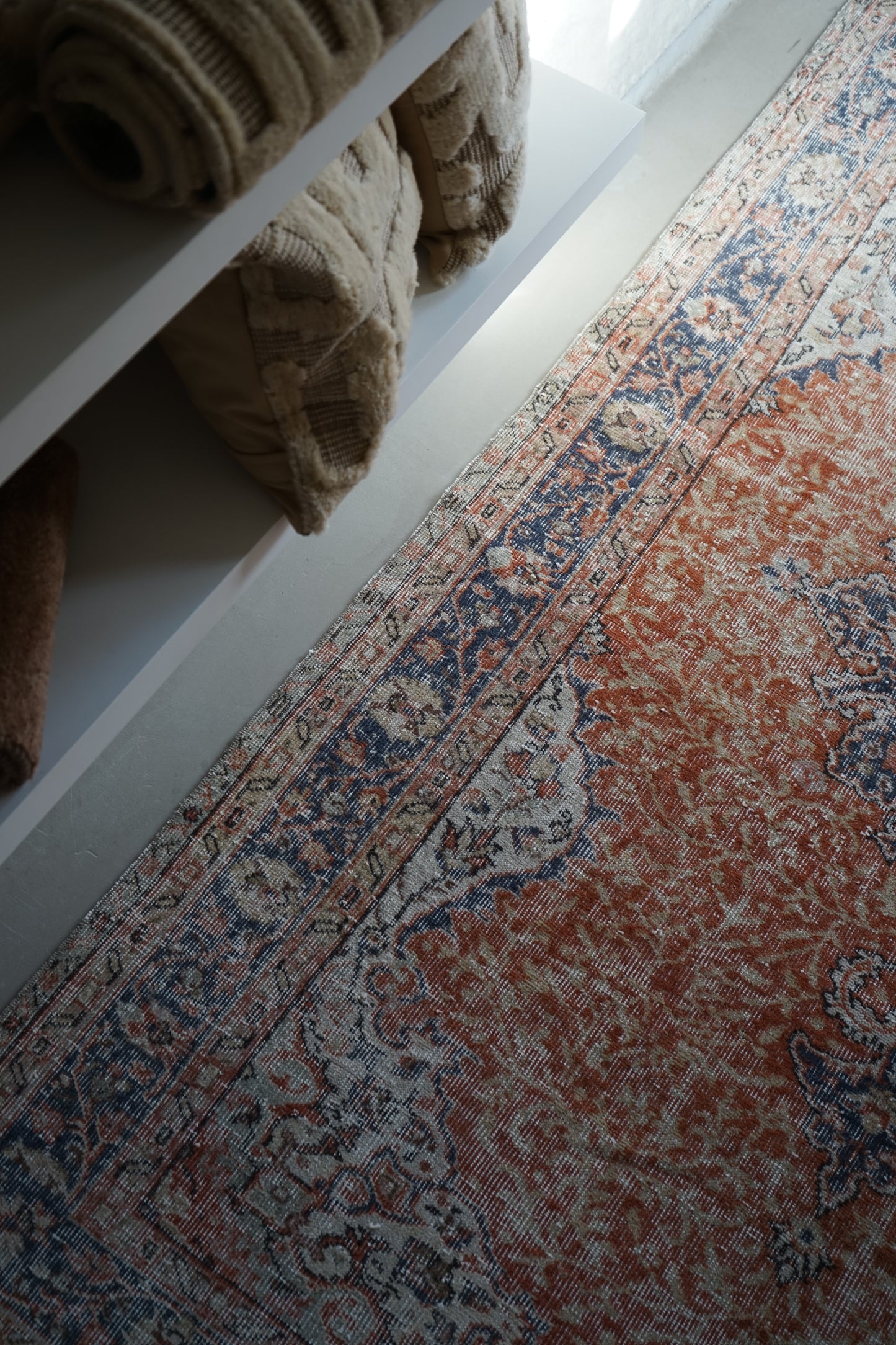 TURKEY OLD ISPARTA ORANGE 1970年代 272 × 161 cm No.TR25198