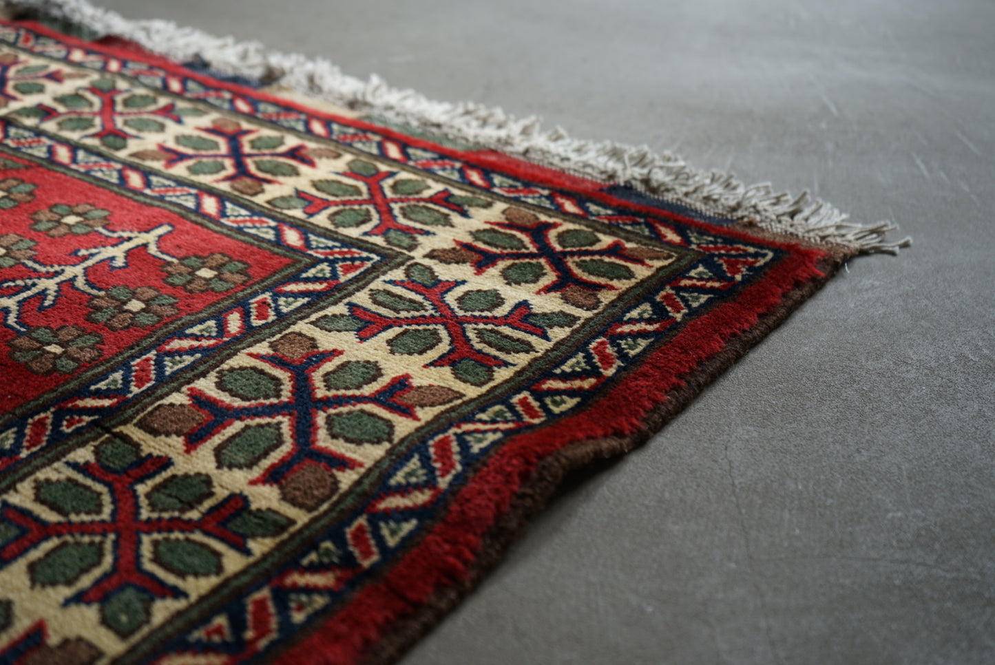 AFGHANISTAN VINTAGE BALUCH 1980年代 161.5 × 101.5 cm