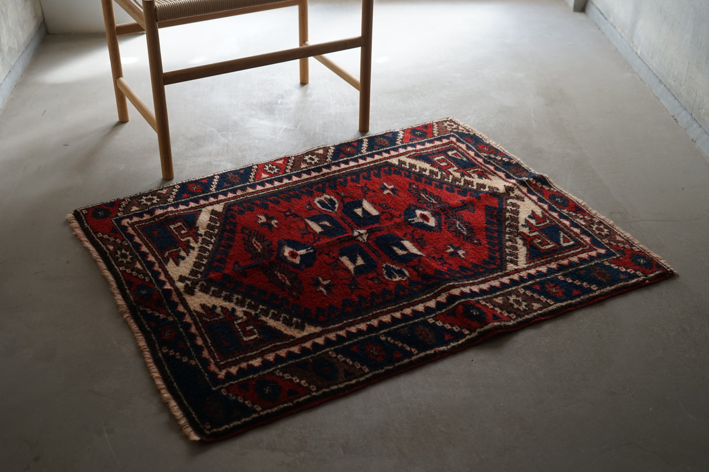 TURKEY VINTAGE ANATOLIA "NOMAD LIFE" 1980年代 109 × 85.5 cm