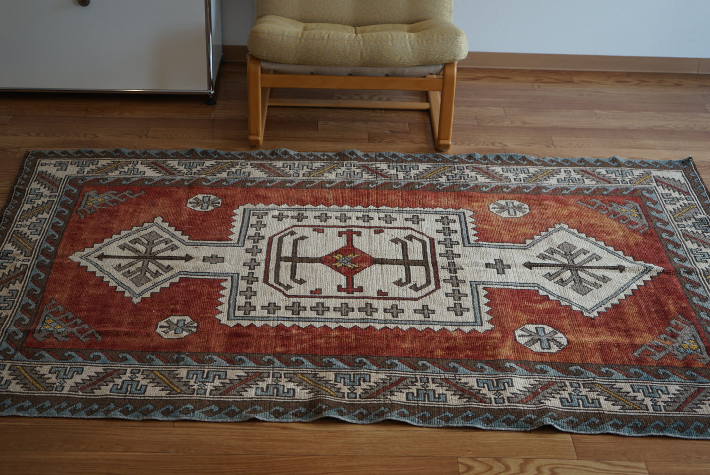 Türkiye Old Eastern Anatolia Orange Medallion 1960年代 194 × 121 cm No.TR25400