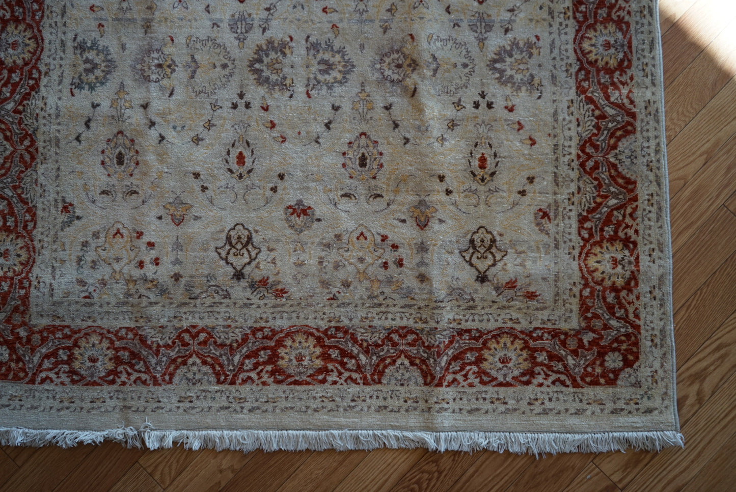 Türkiye Old Anatoria Beige , Red 1960年代 222 × 136 cm No.TR25551 / 国内送料無料・羊毛手織り絨毯