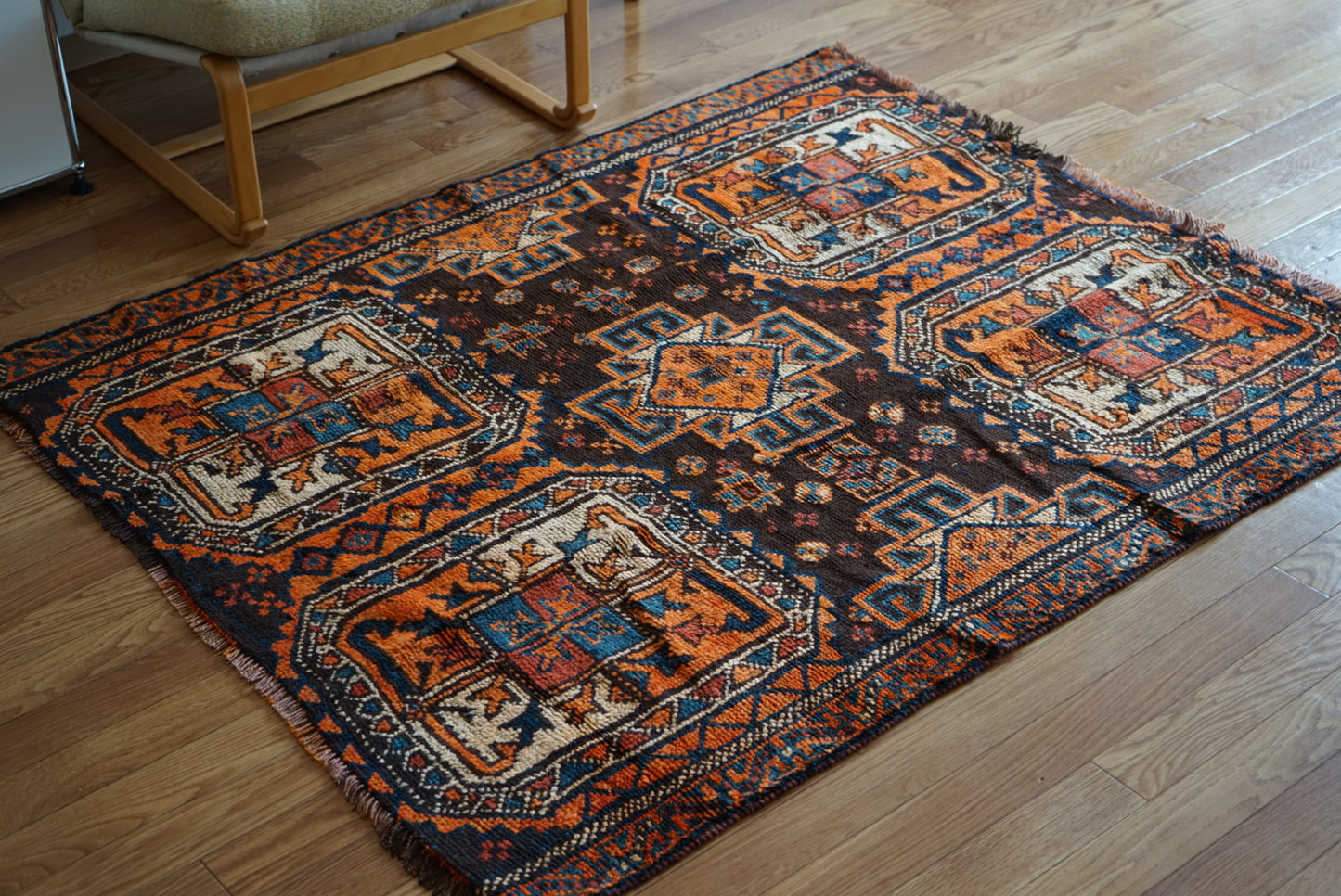 店頭販売 Iran Antique Shiraz Lori 1860年代 142 × 123 cm