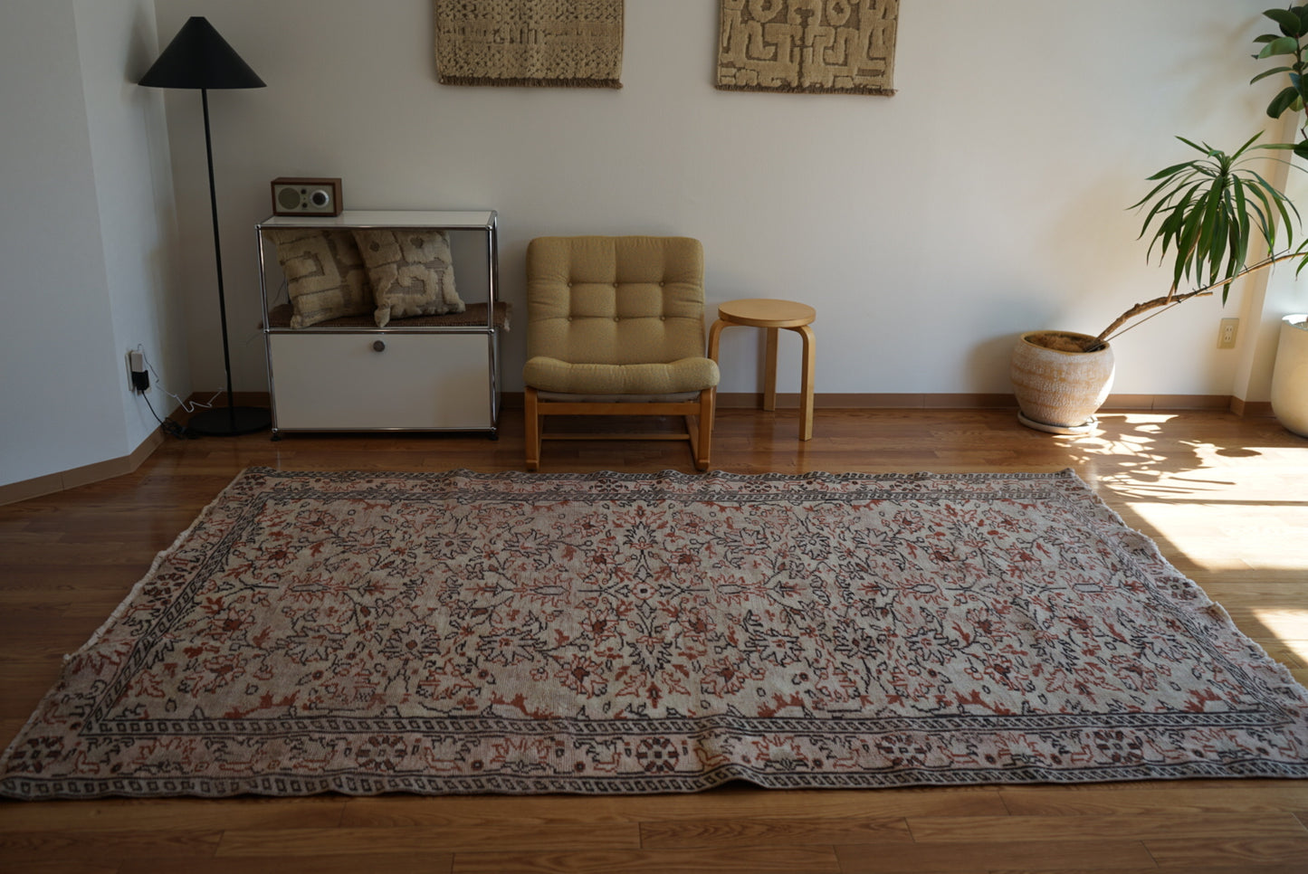 Türkiye Old Kayseri Olive , Beige Flower 1970年代 270 × 169 cm No.TR25389