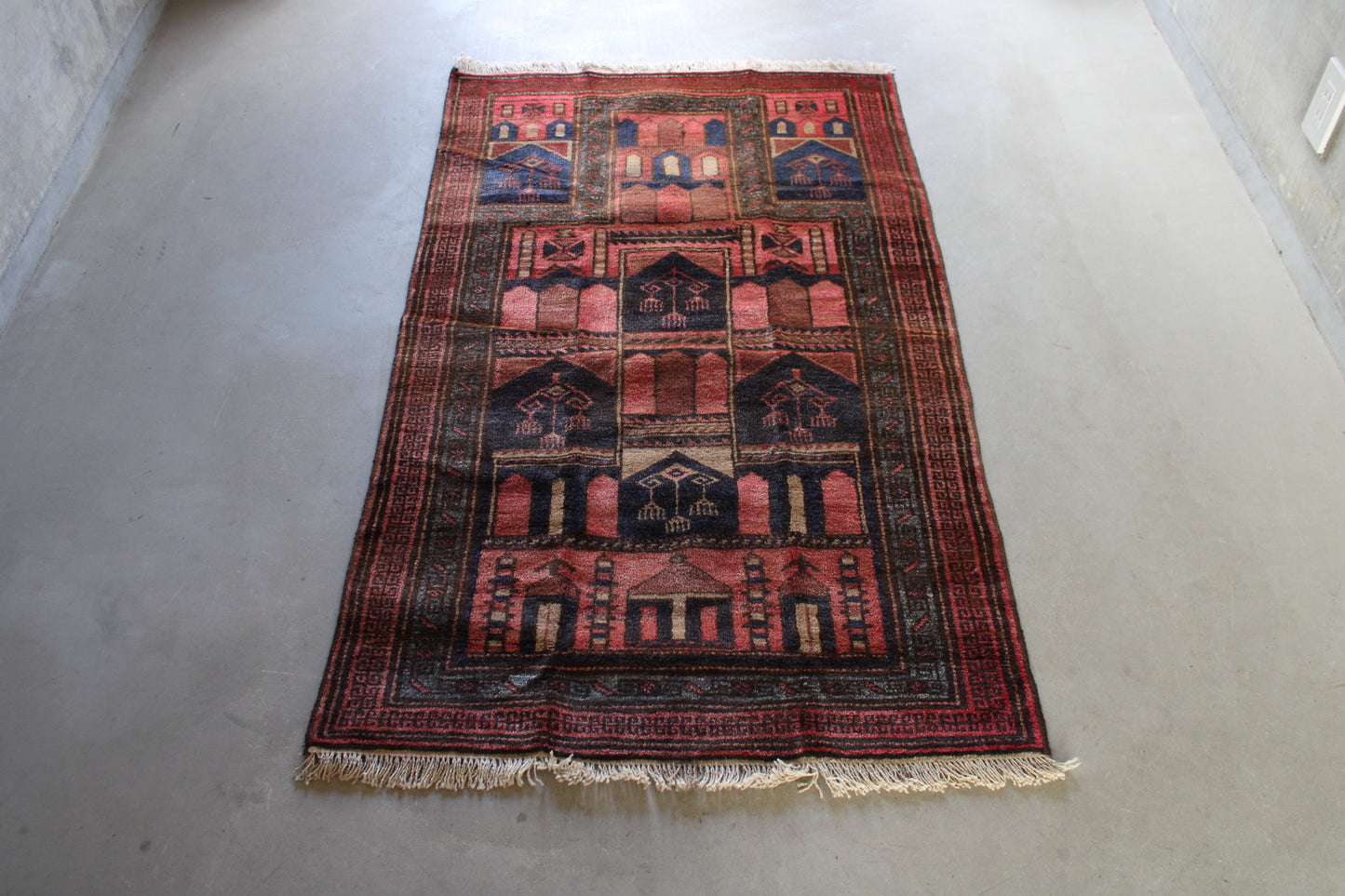Afghanistan Baluch Prayer rug 1980年代 136×80cm