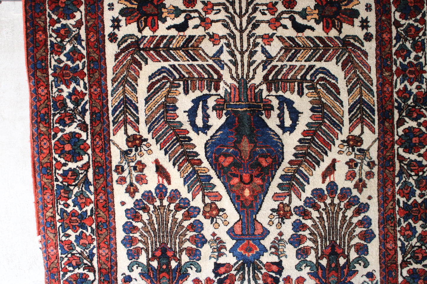 IRAN ANTIQUE SHIRAZ QASHQAI 
ABADEH 1840年代 152×100cm