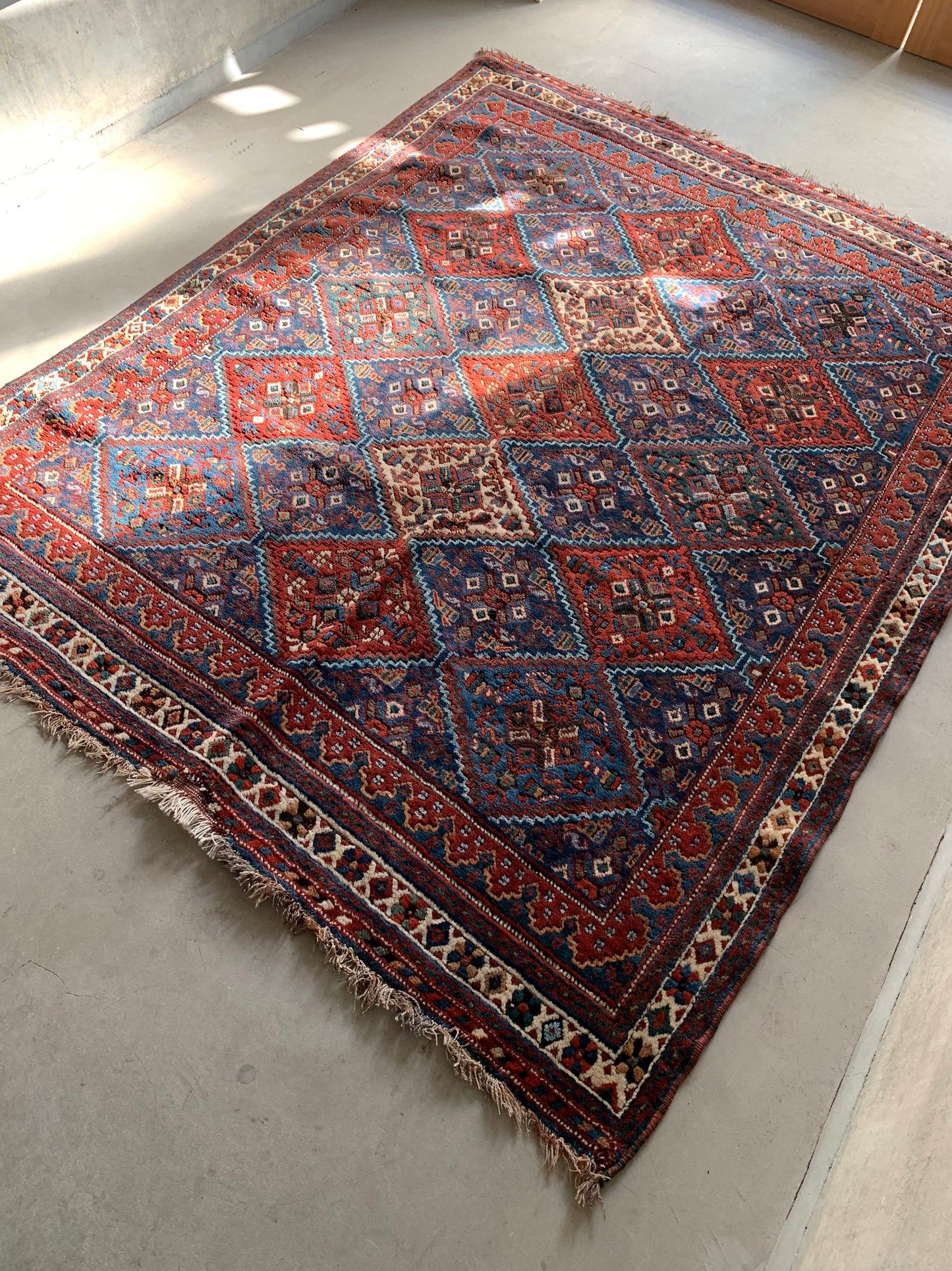 IRAN ANTIQUE SHIRAZ AFSHAR 1820年代 184 × 144 cm