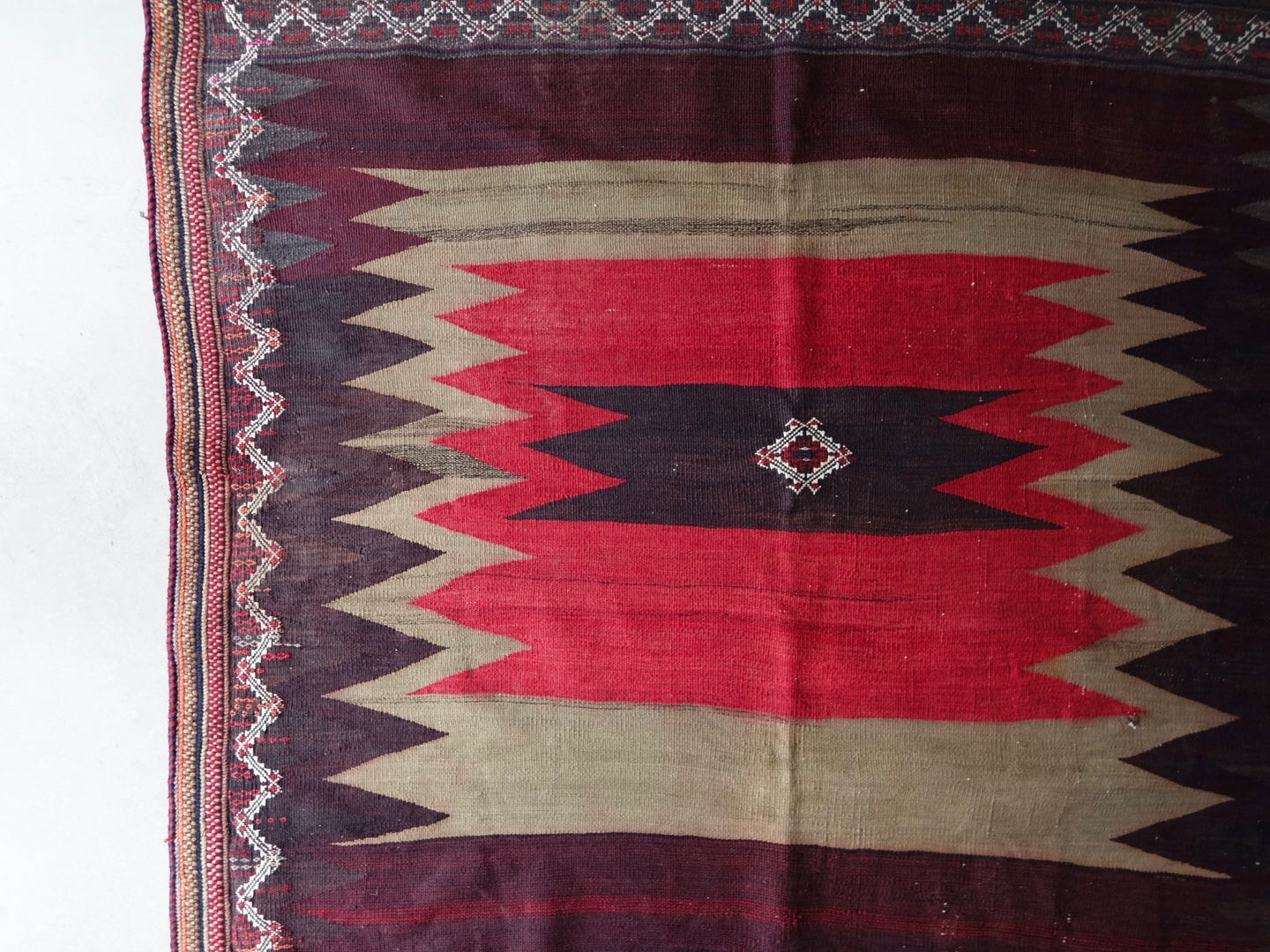 Iran antiques | Afshar Tablecloth 1840年代 129×126.5cm