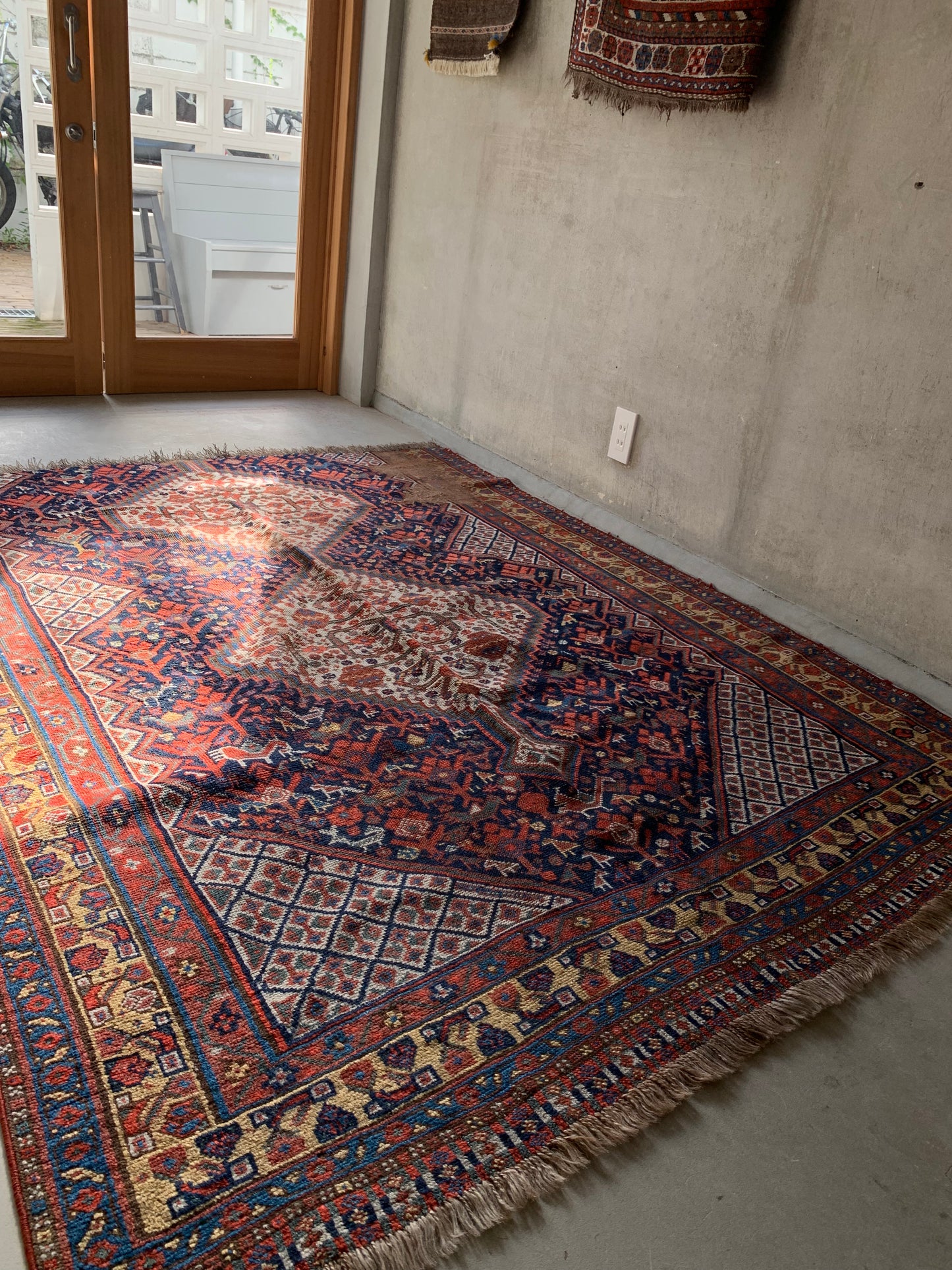 Iran antiques | Khamseh Shiraz Bharlo 1820-1840年代 191×155cm