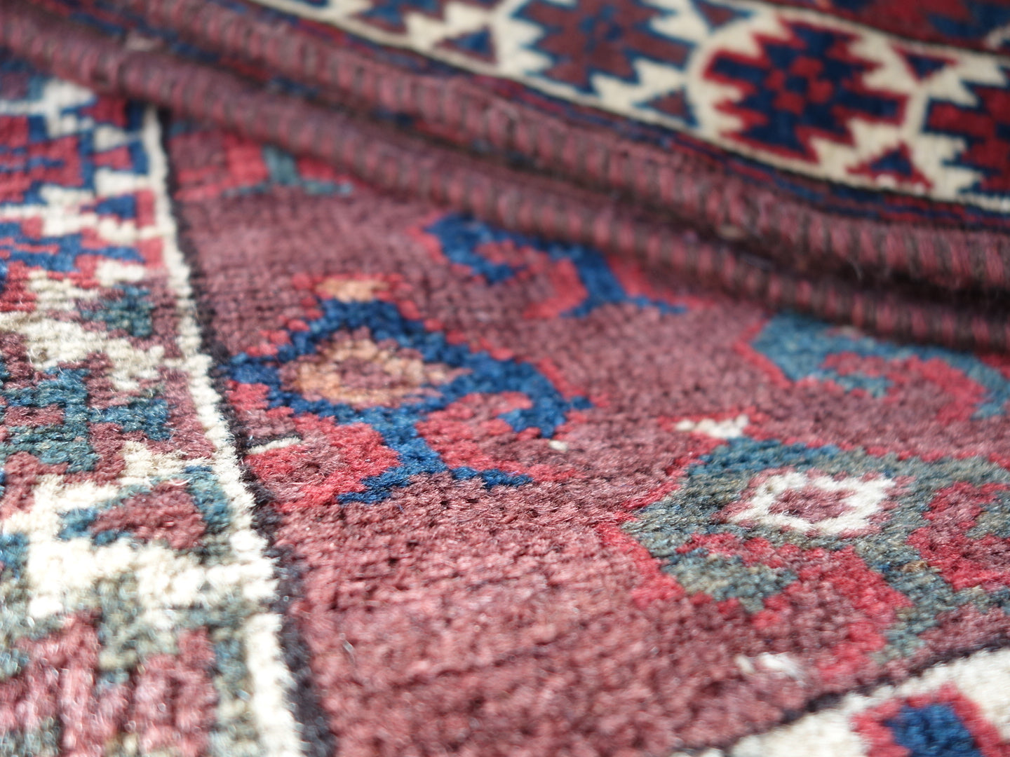 店頭販売 IRAN ANTIQUE TURKMEN YAMUT 1860 年代 131 × 121 cm